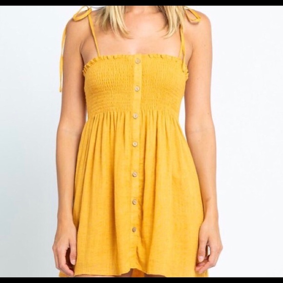 skyler + madison Dresses & Skirts - Host Pick! Skyler & Madison size small linen dress